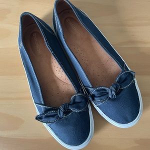 NATURALIZER | NAVY BLUE CANVAS BOW SLIP-ON SNEAKER Sz 8 1/2